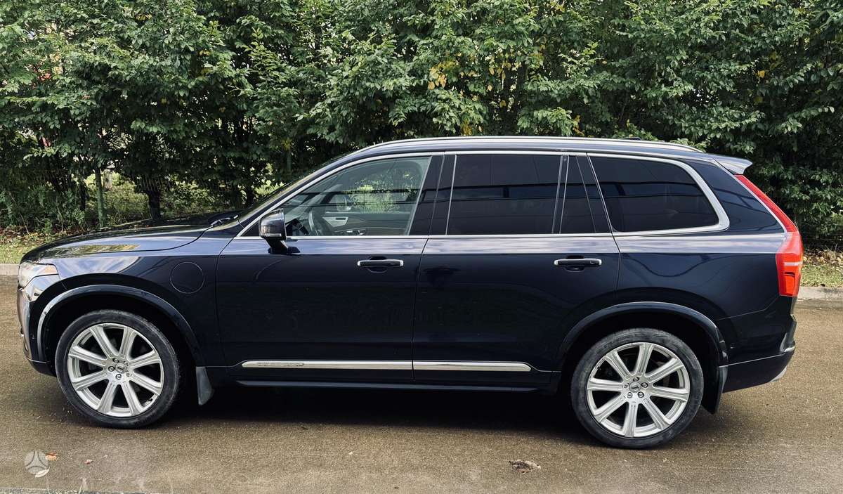 Volvo XC90 - 3