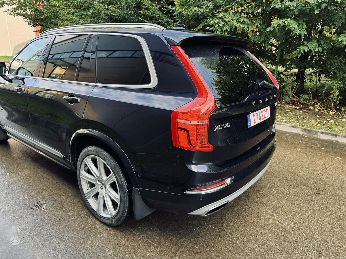 Volvo XC90 - 4