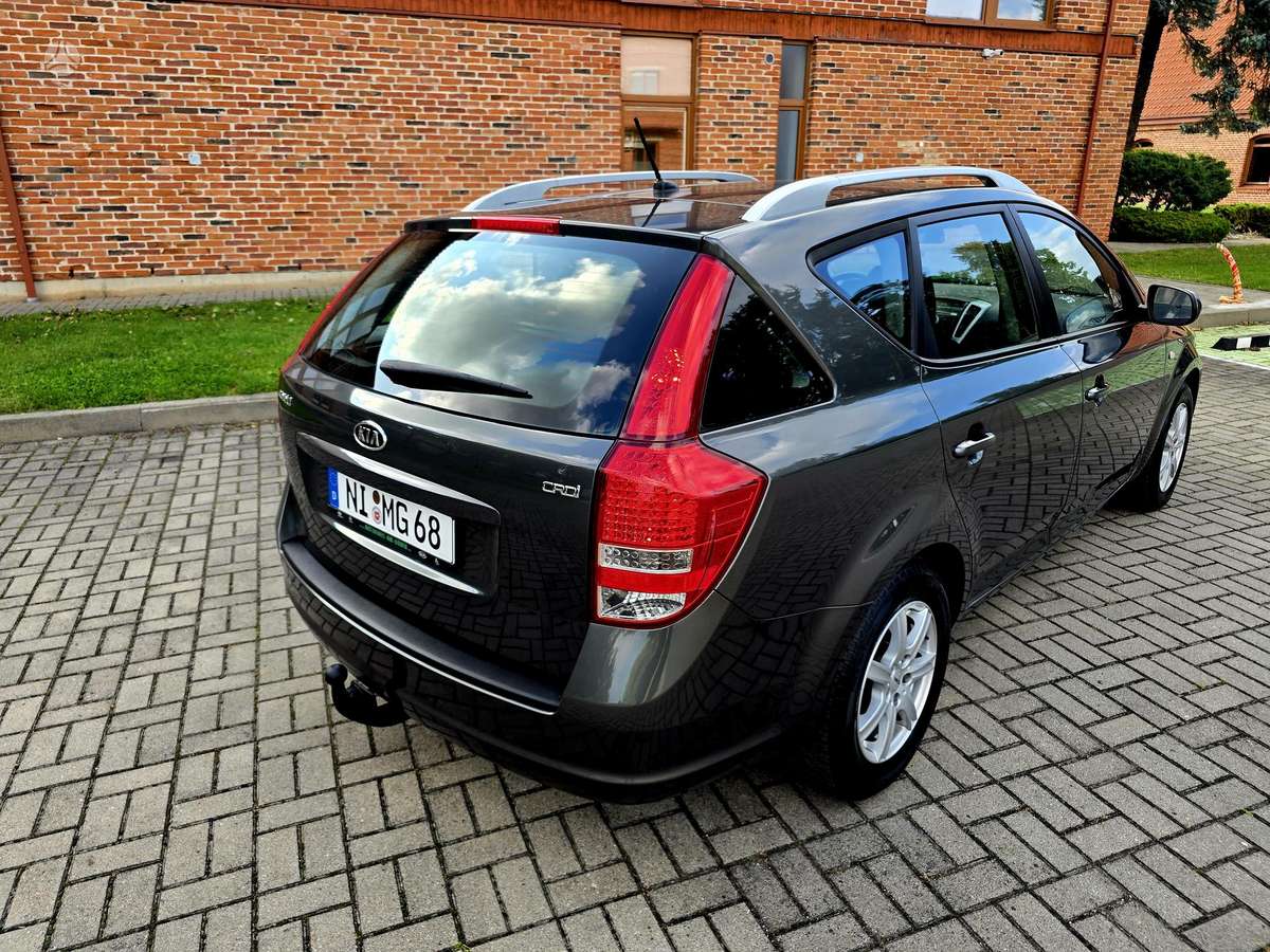 Kia Ceed, 1.6 l., Универсал