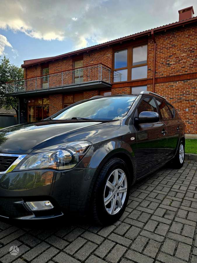 Kia Ceed, 1.6 l., universalas
