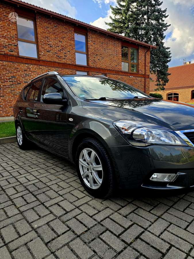 Kia Ceed, 1.6 l., Универсал