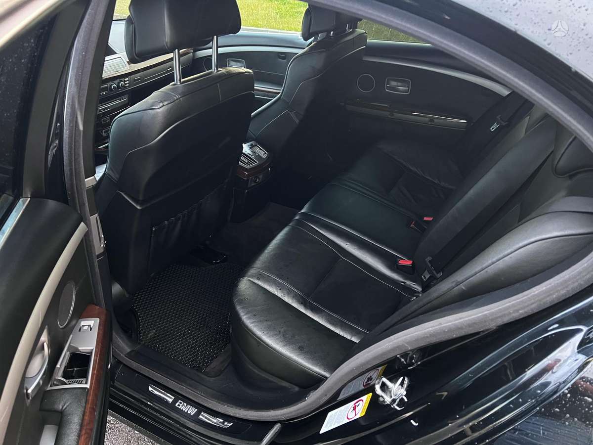 BMW 730, 3.0 l., Седан