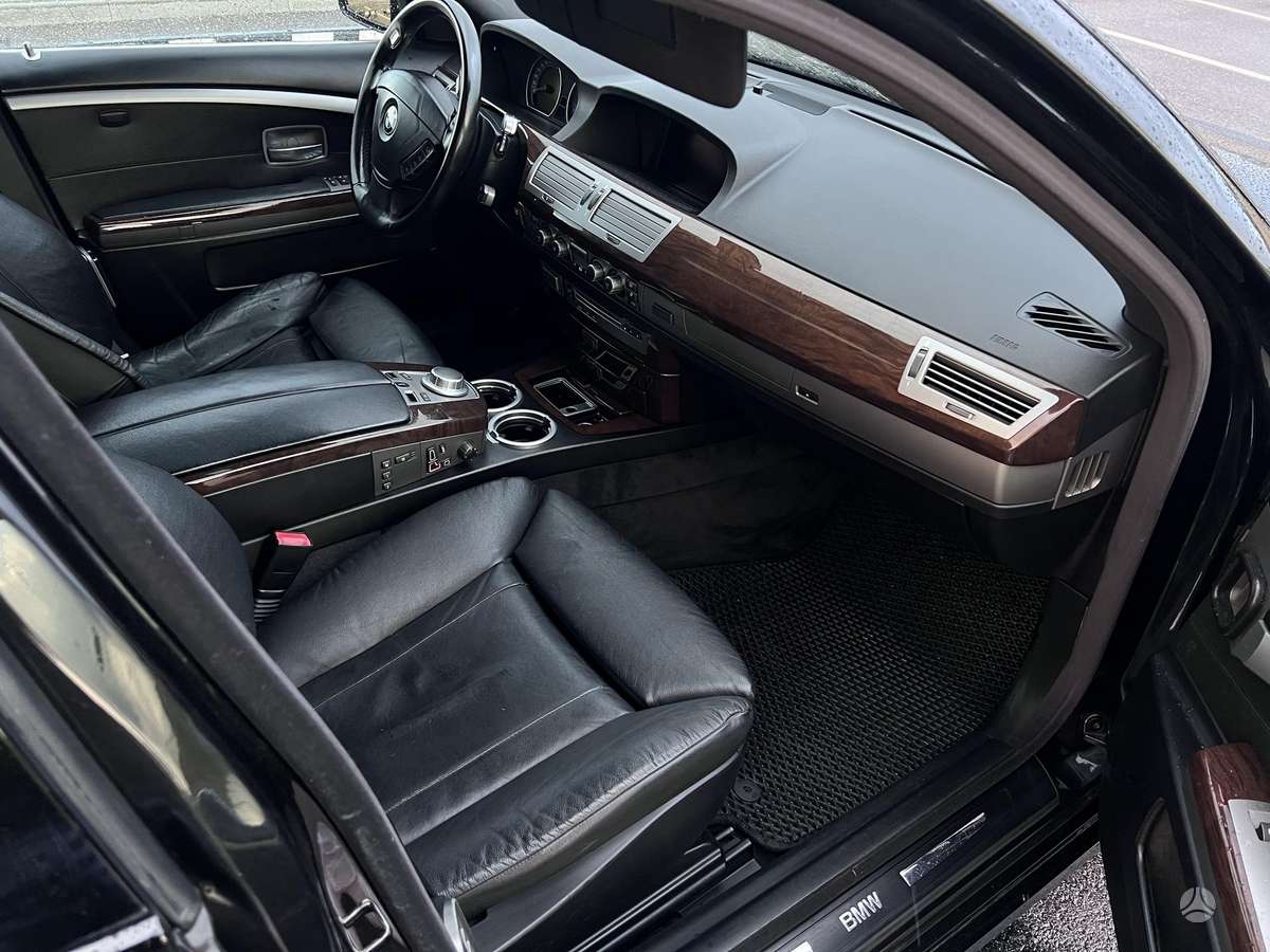 BMW 730, 3.0 l., sedanas