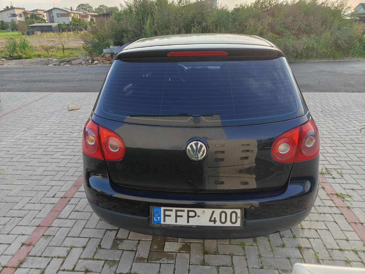 Volkswagen Golf - 5