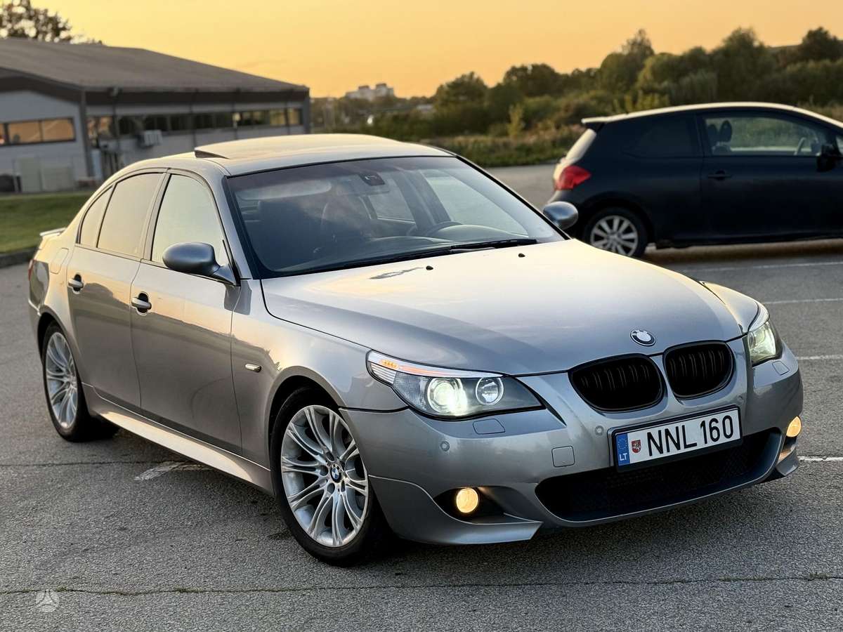BMW 525, 2.5 l., Седан