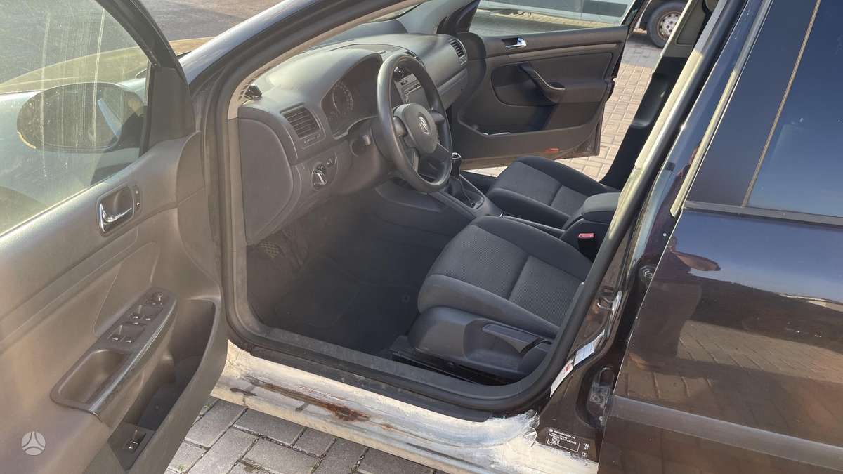 Volkswagen Golf - 7