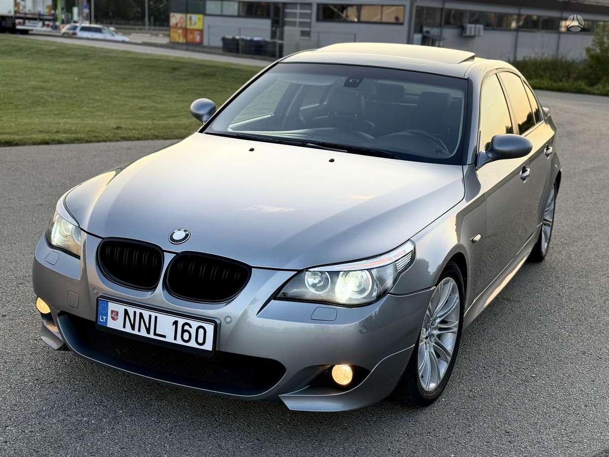 BMW 525, 2.5 l., Седан