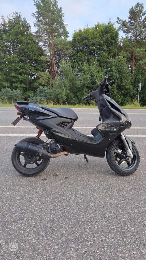 Yamaha Aerox 50cc, мотороллеры / мопеды