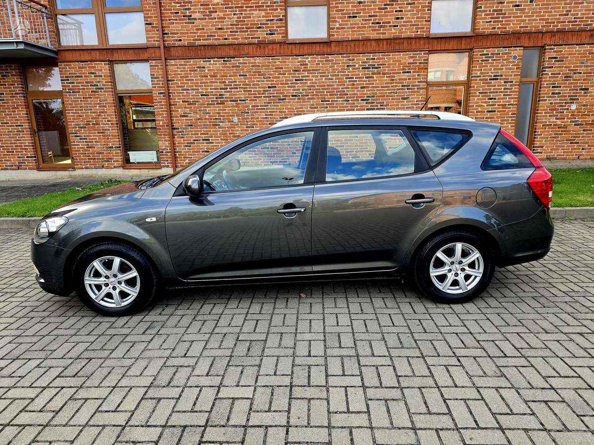 Kia Ceed, 1.6 l., universalas