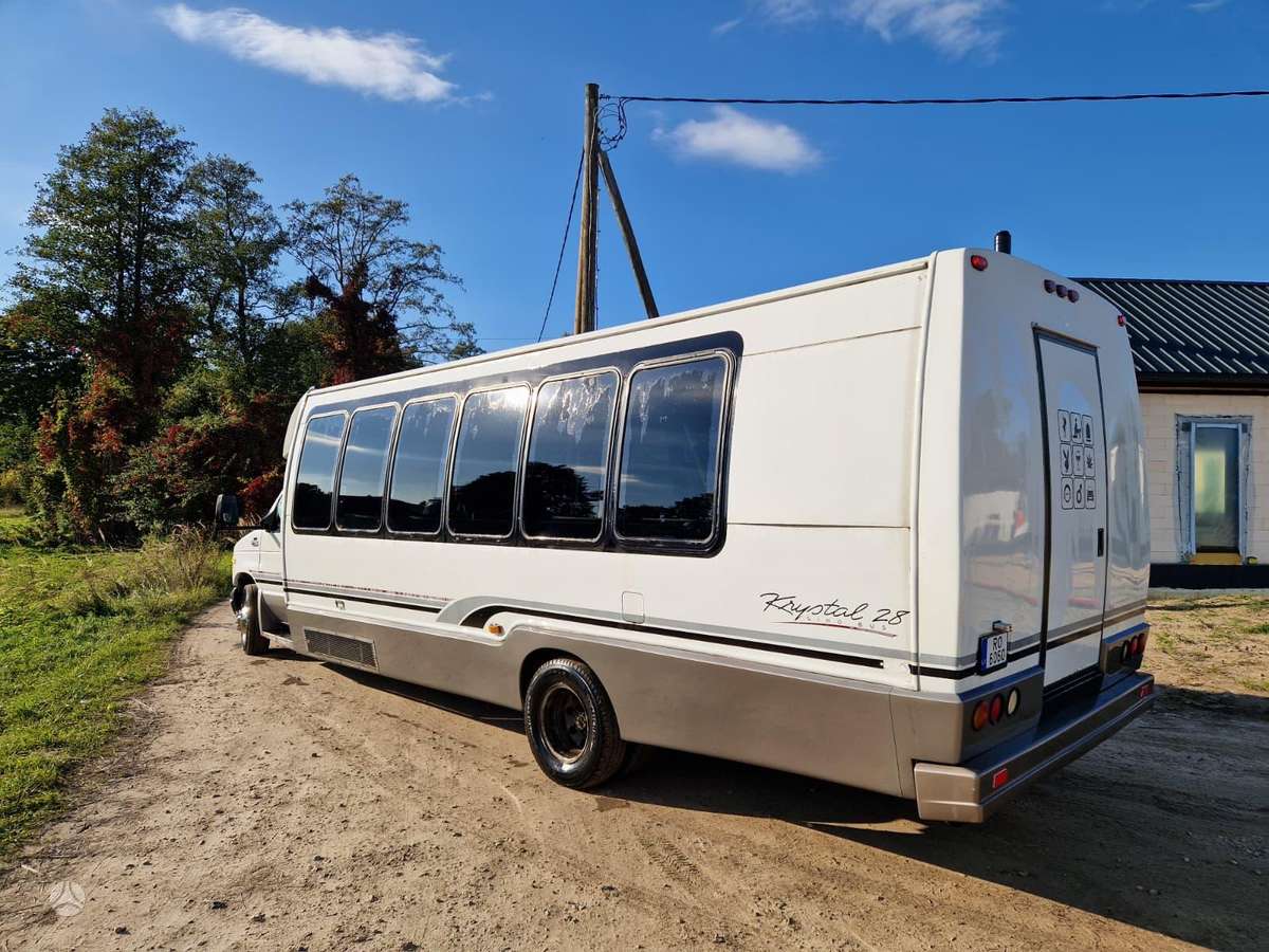 Ford E450, cits