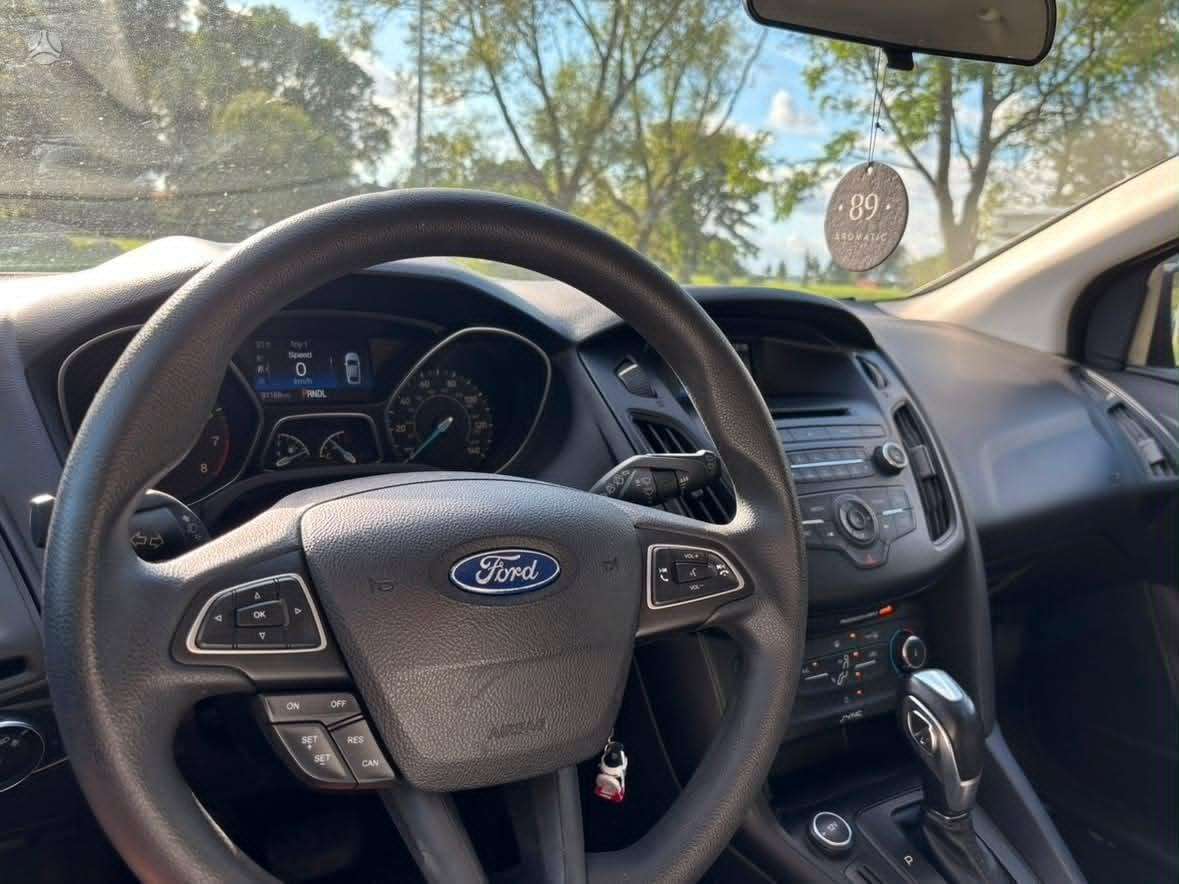 Ford Focus, 2.0 l., Хэтчбек