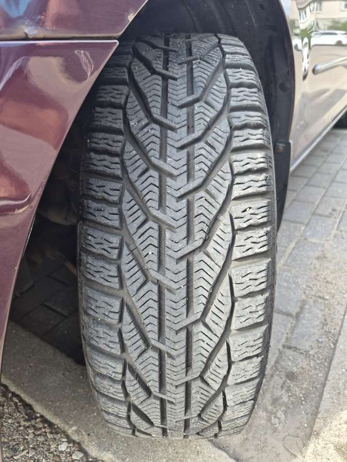 Mazda 3, 1.6 l., Седан