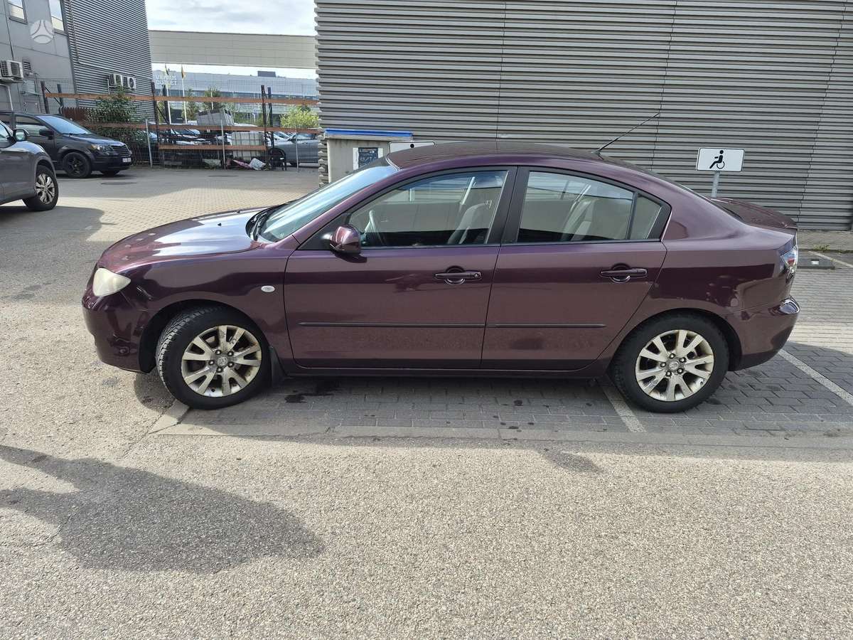Mazda 3, 1.6 l., Седан