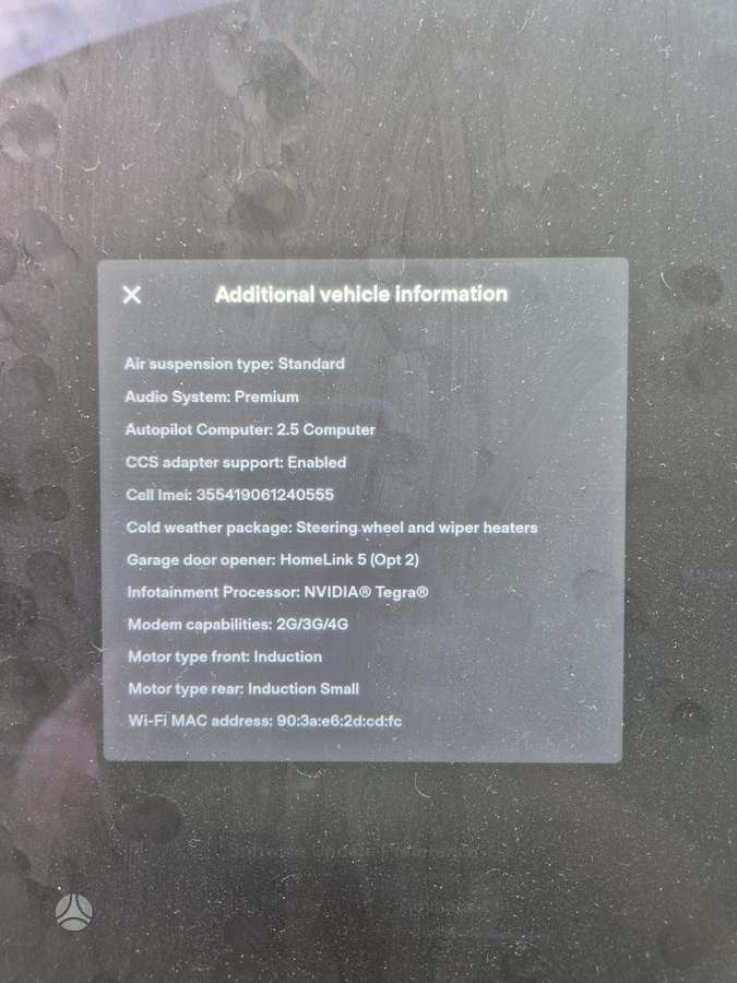 Tesla Model S, sedanas