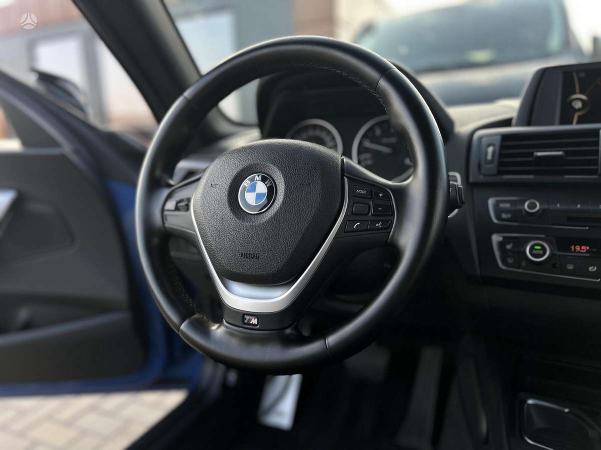 BMW 118, 2.0 l., Хэтчбек