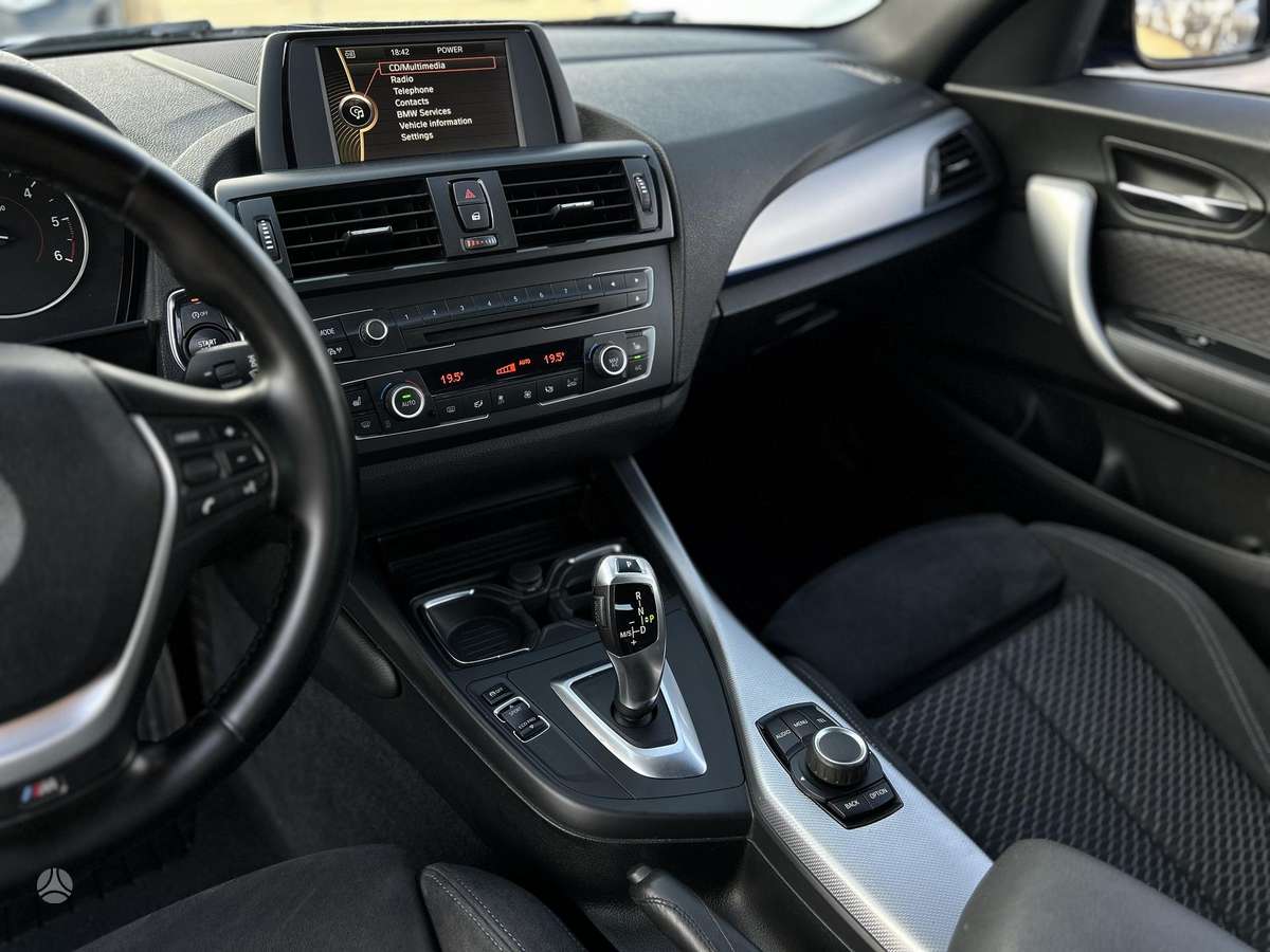 BMW 118, 2.0 l., Хэтчбек