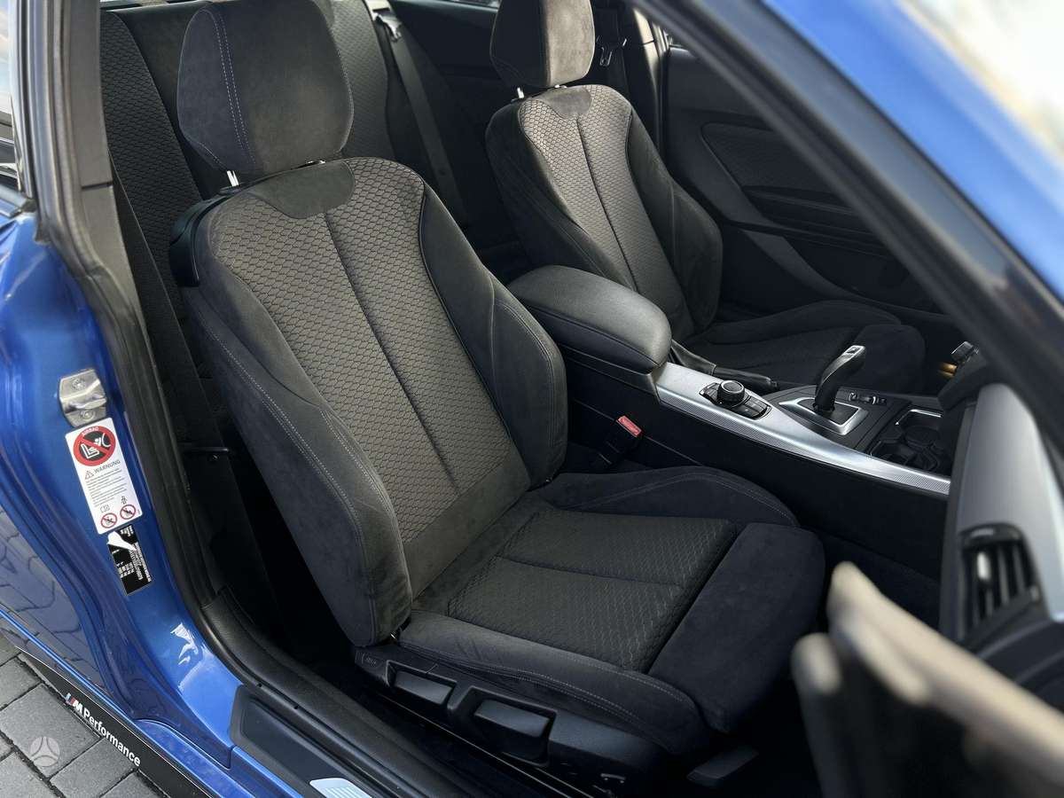 BMW 118, 2.0 l., Хэтчбек