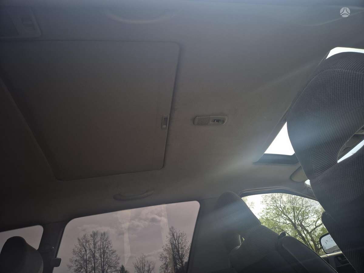 Toyota Previa - 6