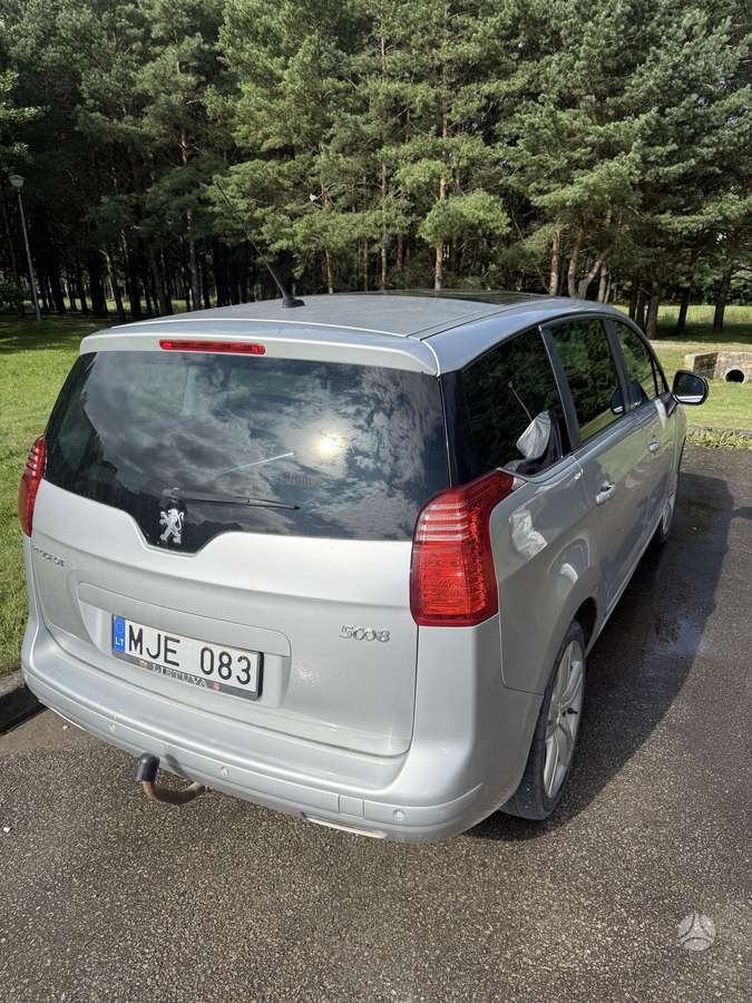 Peugeot 5008 - 3