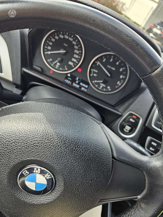 BMW 118, 1.5 l., hatchback