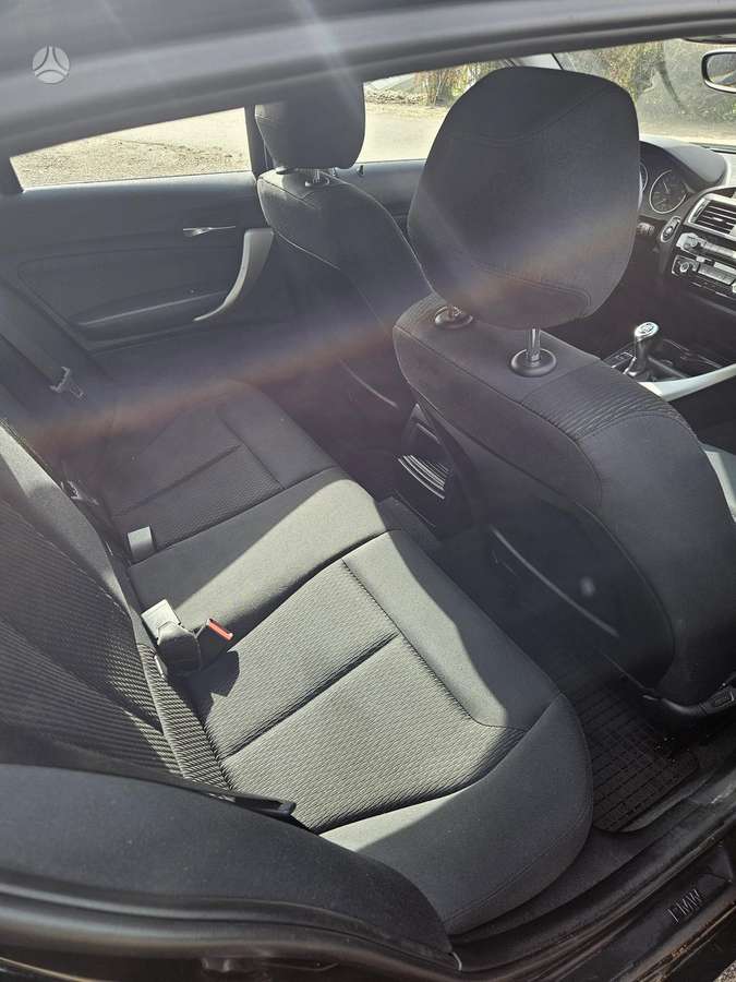 BMW 118, 1.5 l., Хэтчбек