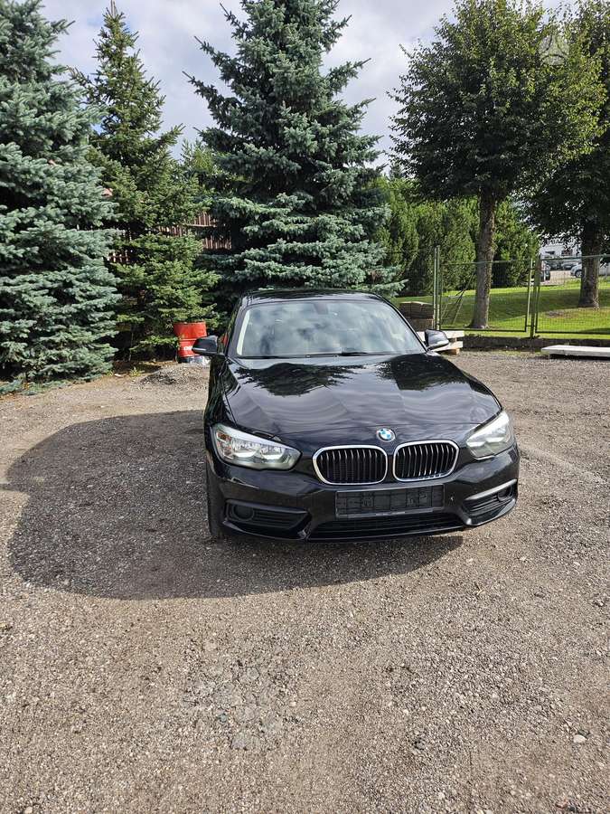 BMW 118, 1.5 l., hatchback