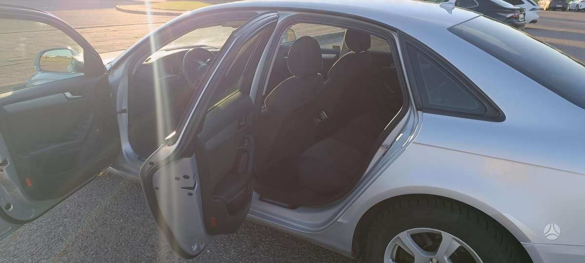 Audi A4, 2.0 l., sedanas