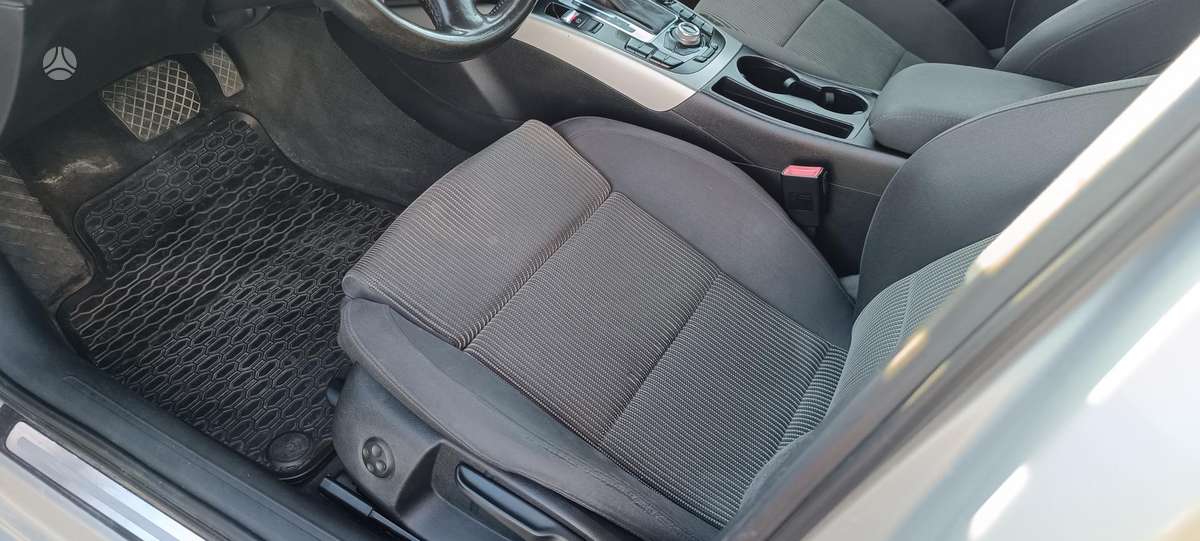 Audi A4, 2.0 l., sedanas