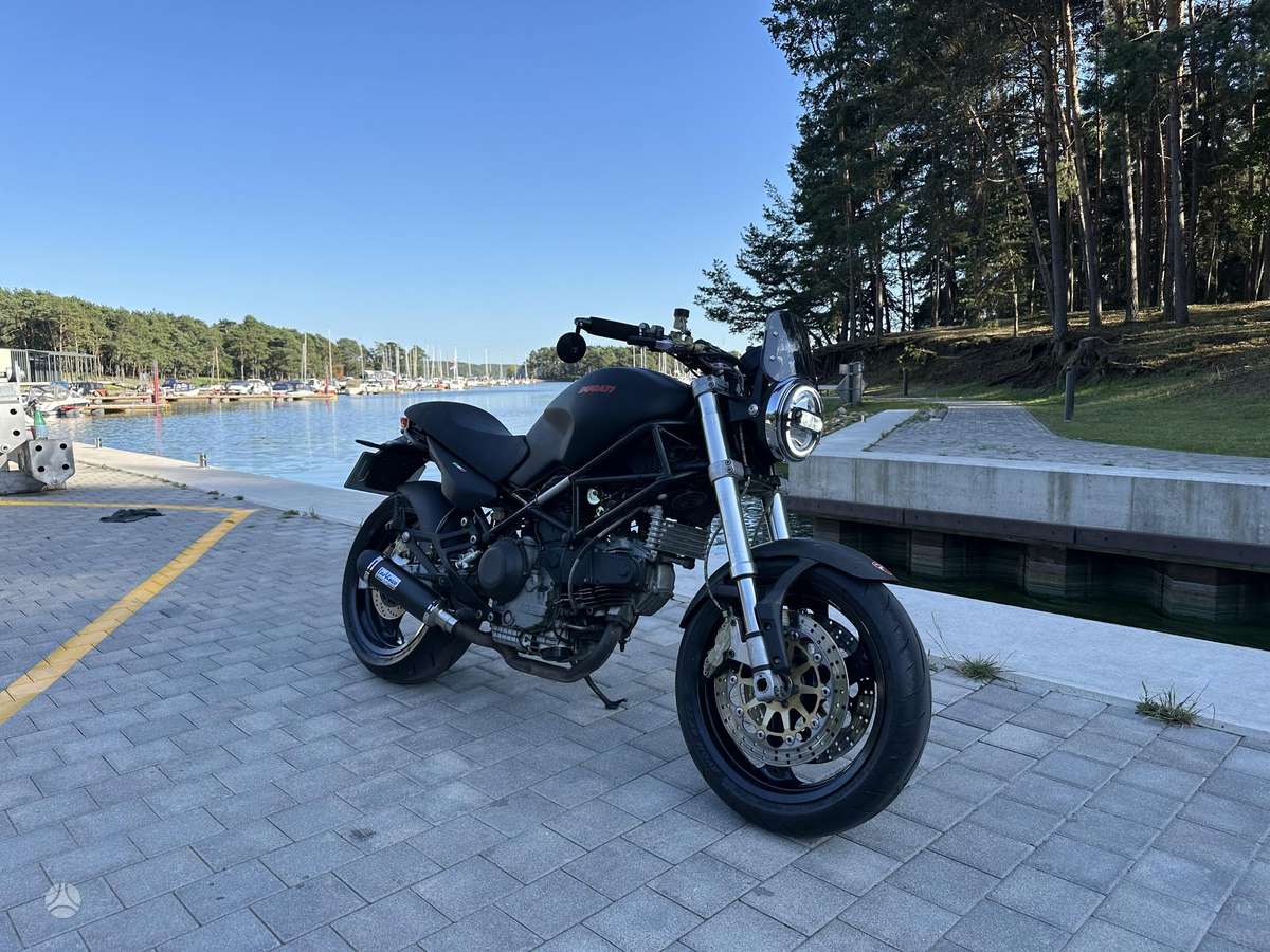 Ducati Monster 900cc, street / classic
