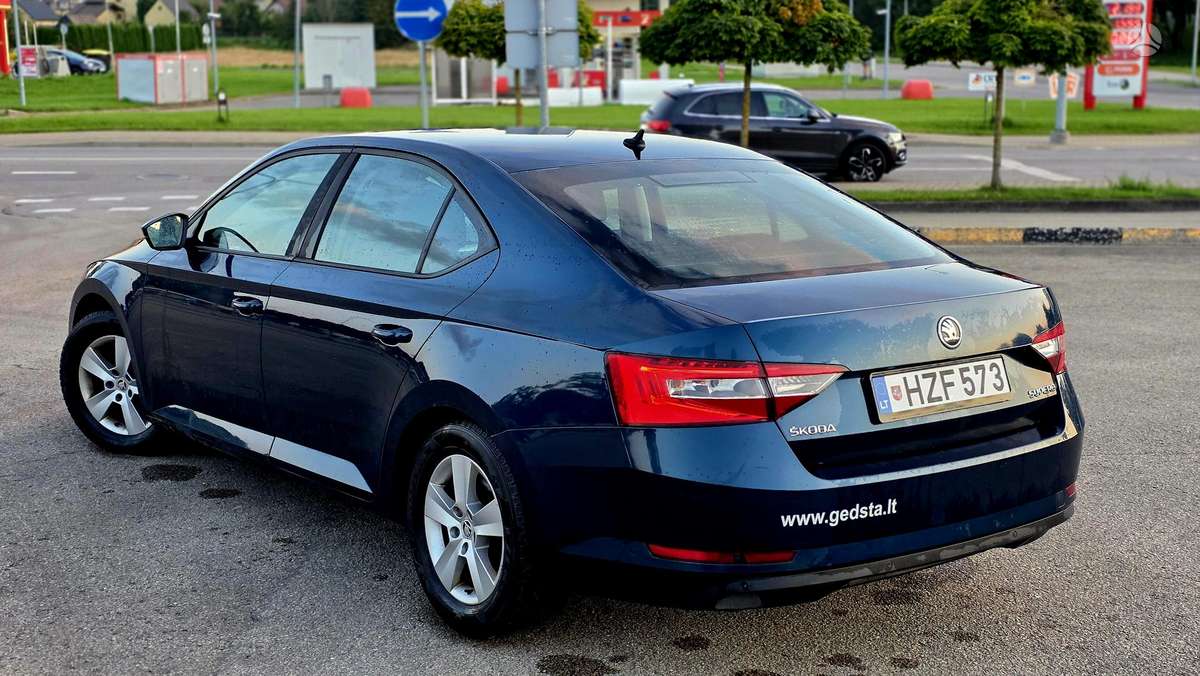 Skoda Superb, 2.0 l., Хэтчбек