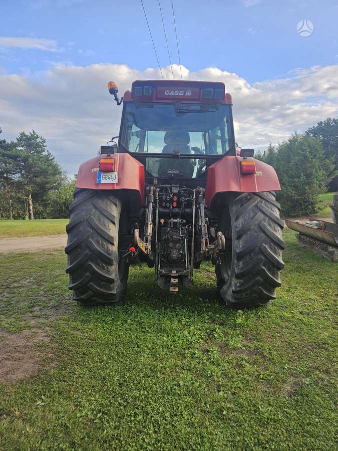 Case-IH CS100, traktoriai
