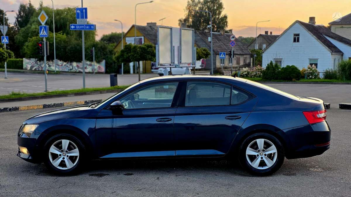 Skoda Superb, 2.0 l., Хэтчбек
