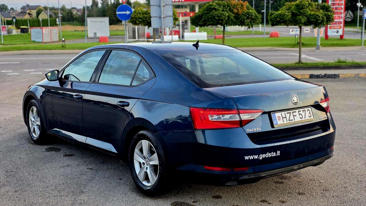 Skoda Superb, 2.0 l., hatchback