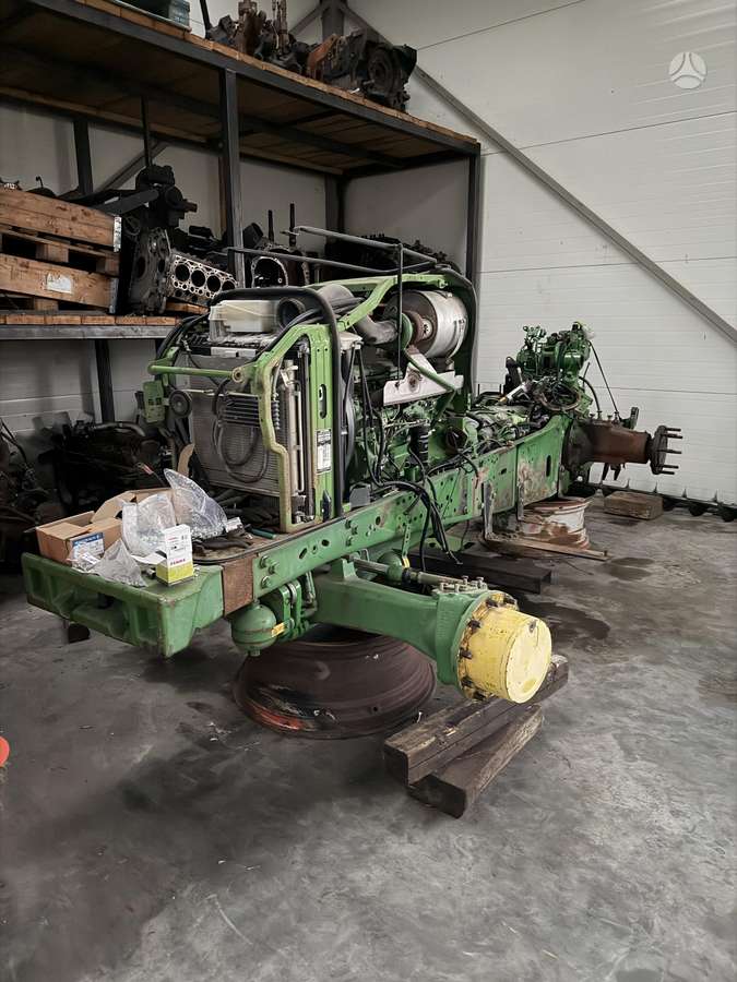 John Deere 6100/6100M/6420/6910/6920, тракторы