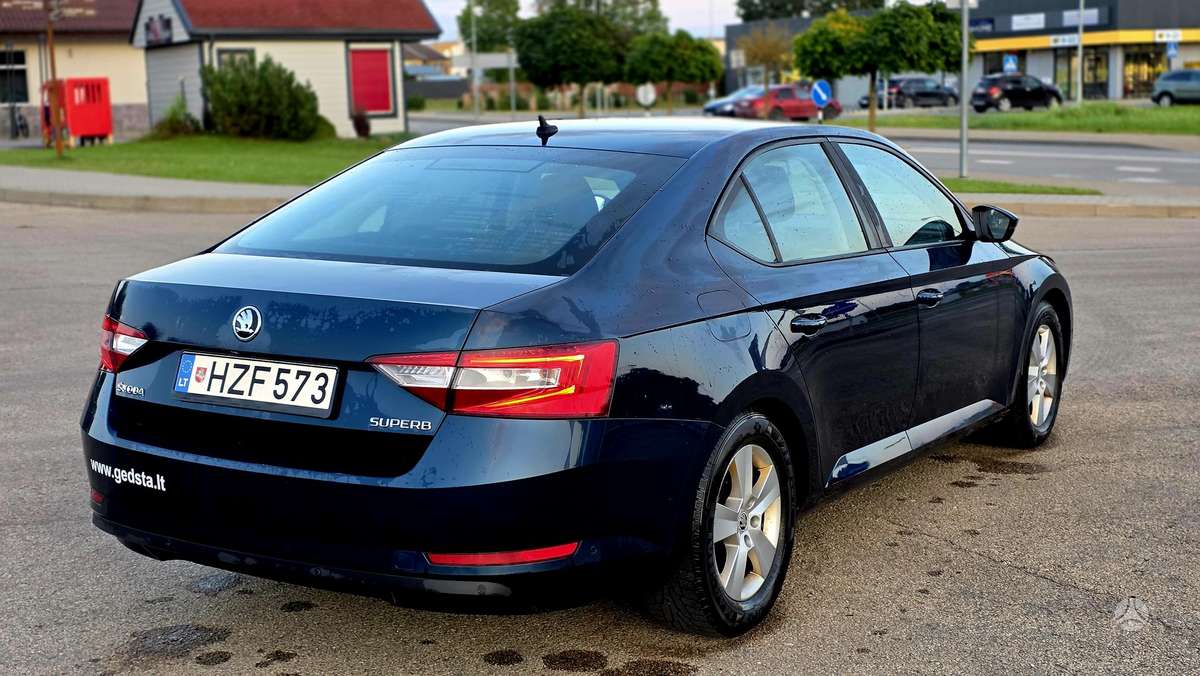 Skoda Superb, 2.0 l., hatchback