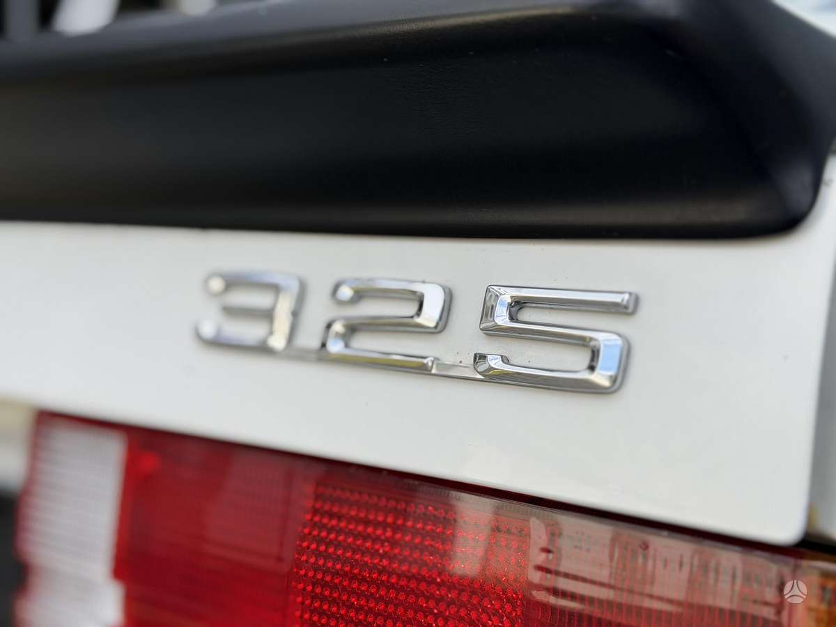 BMW 325, 2.5 l., convertible