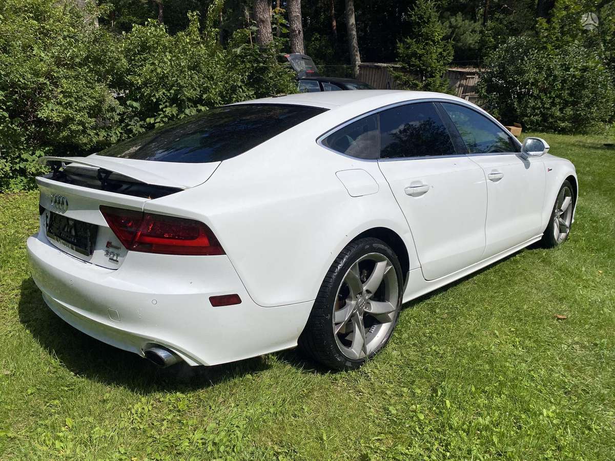 Audi A7, 3.0 l., Седан