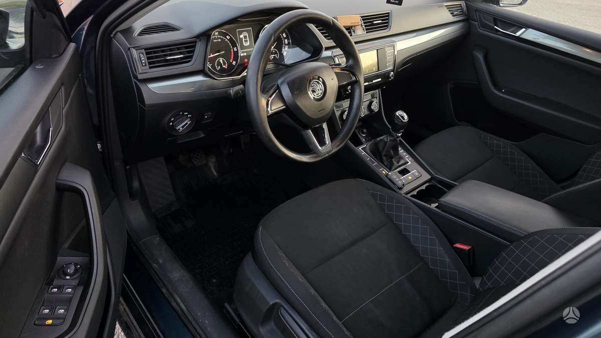 Skoda Superb, 2.0 l., hatchback