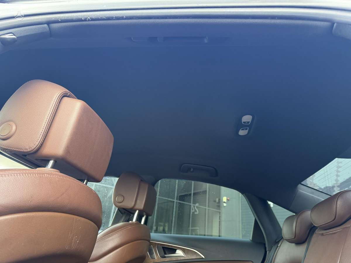 Audi A6, 3.0 l., Седан