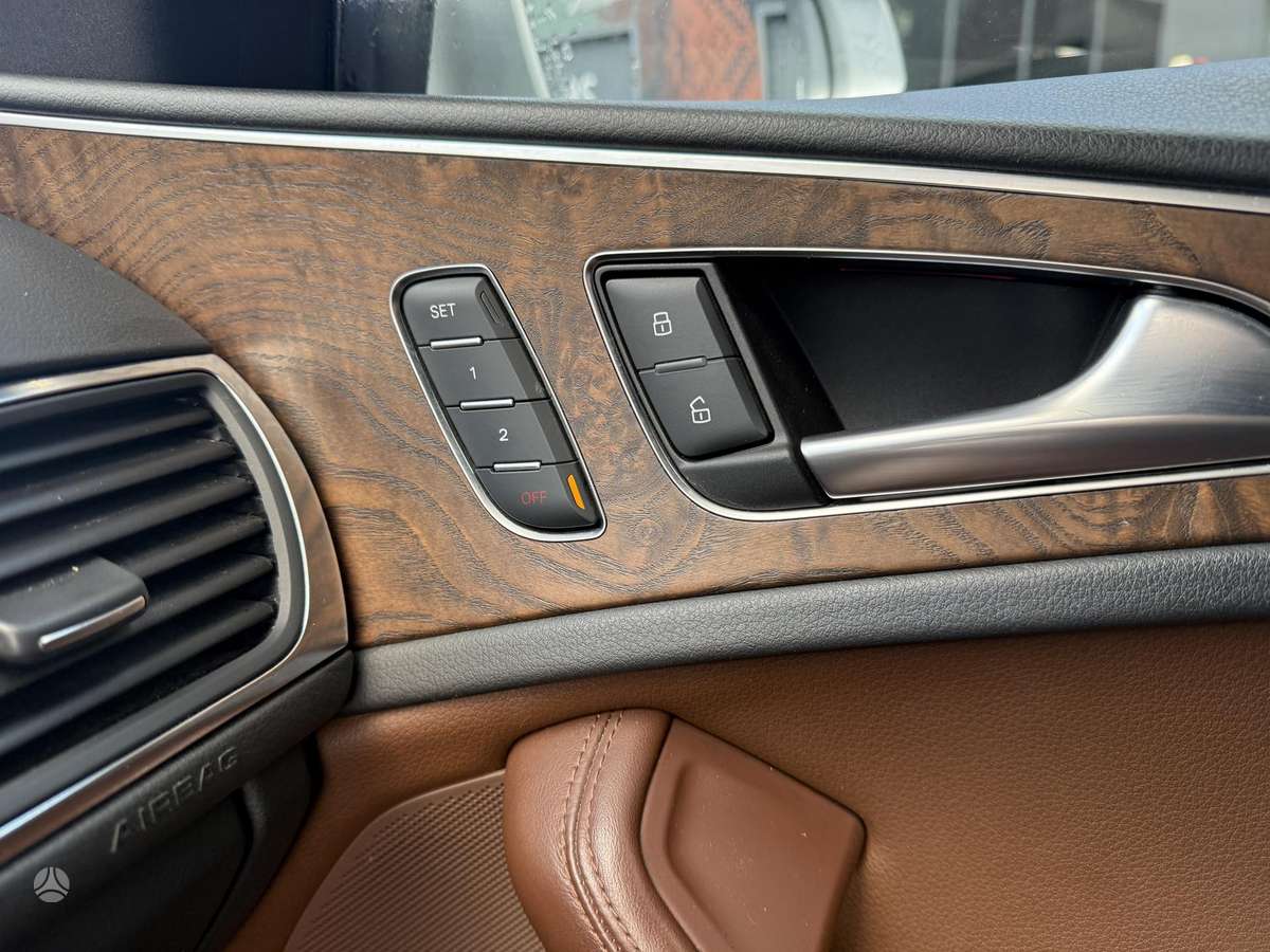 Audi A6, 3.0 l., Седан