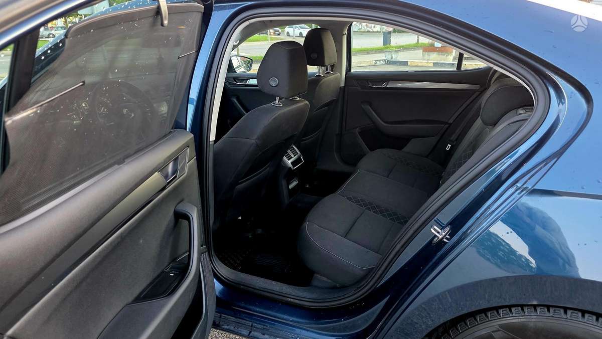 Skoda Superb, 2.0 l., hatchback
