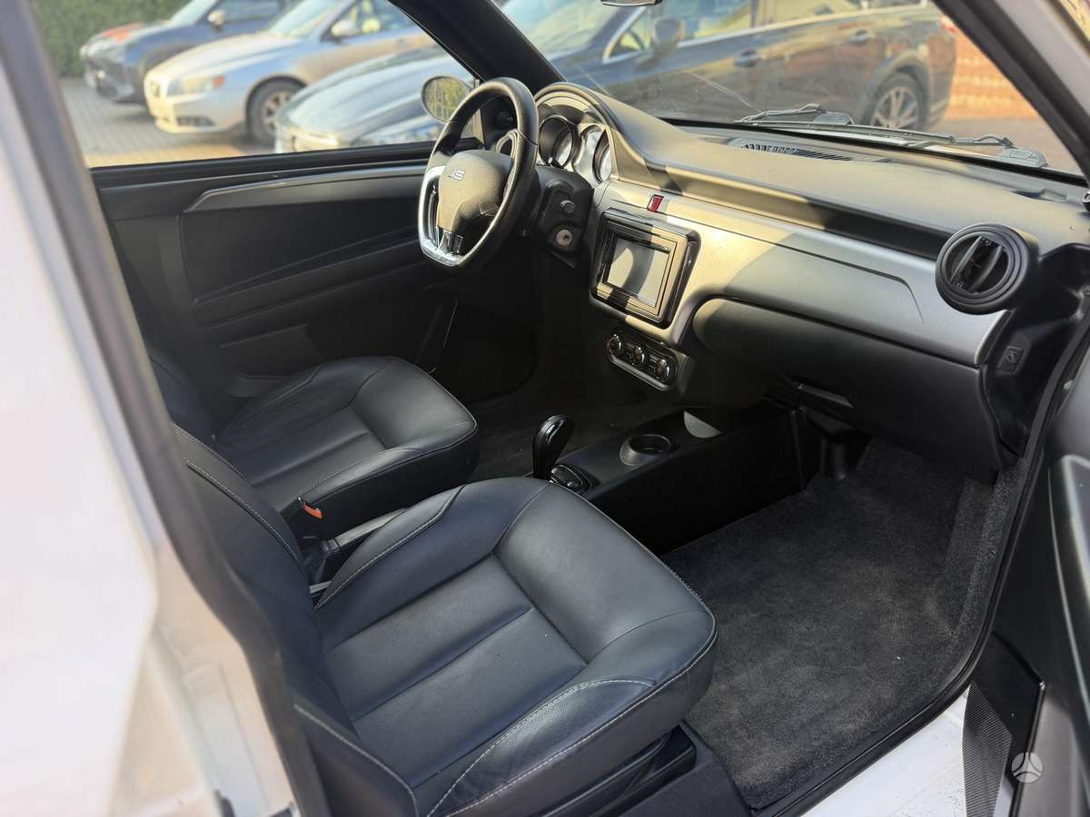 Ligier JS50, 0.5 l., hatchback
