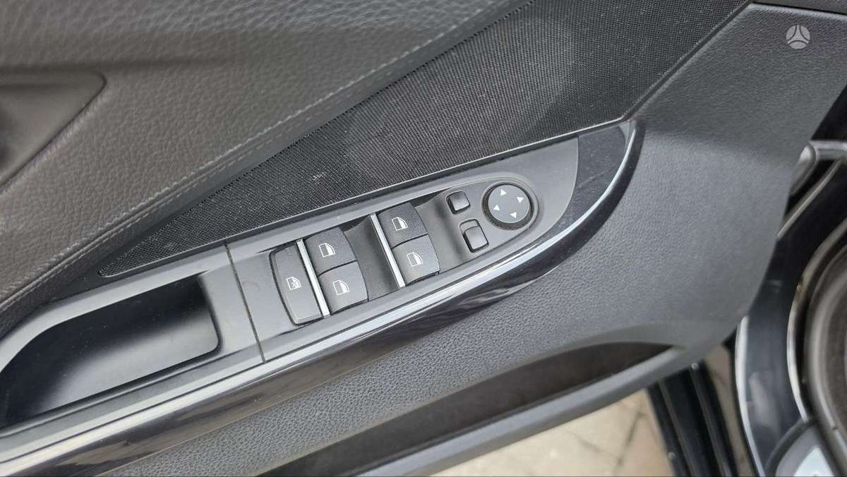 BMW 640 Gran Coupe, Седан