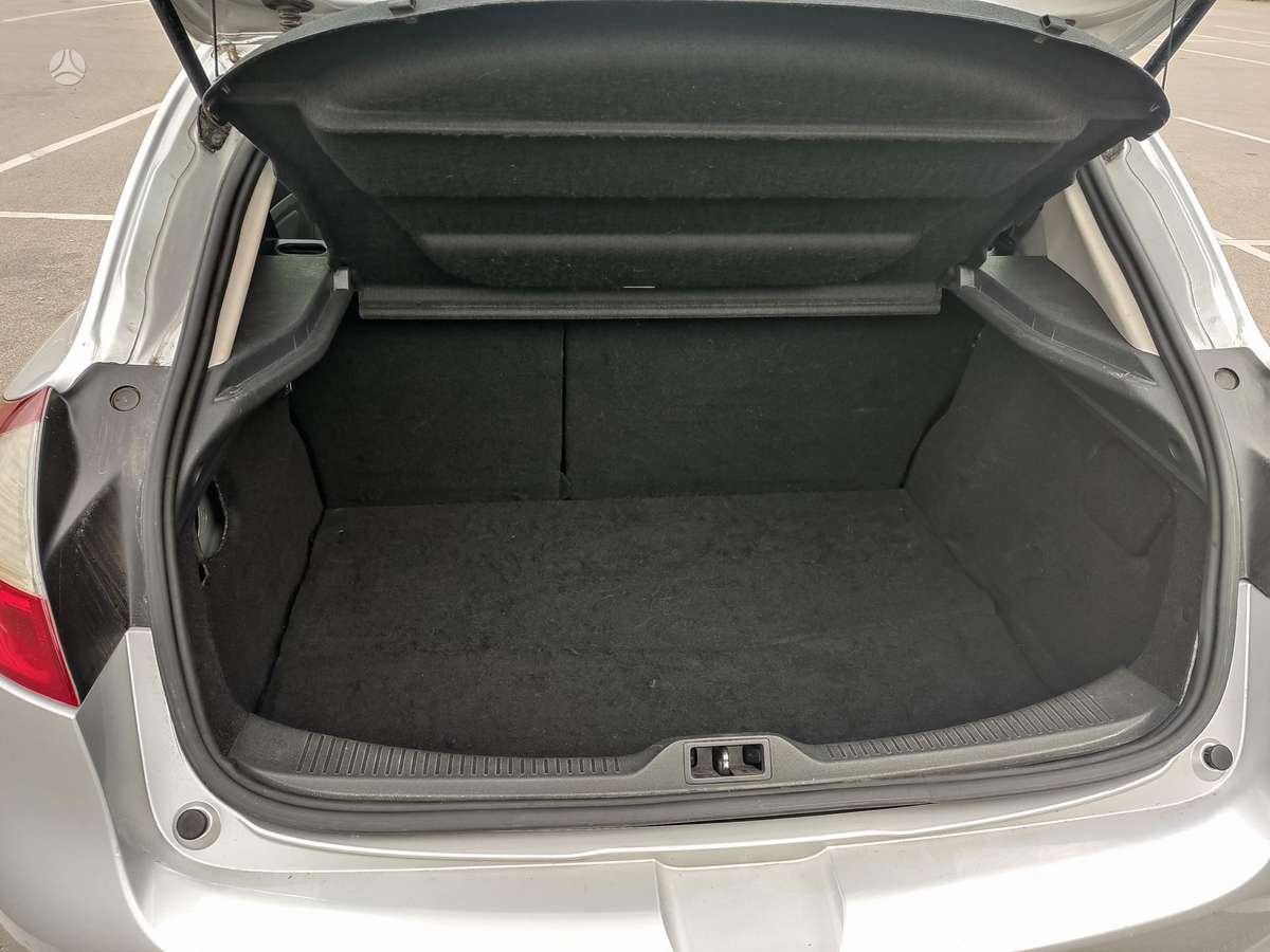 Renault Megane - 5