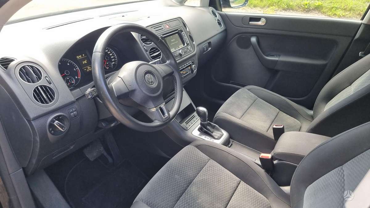 Volkswagen Golf Plus - 8