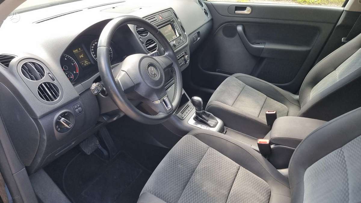 Volkswagen Golf Plus - 9