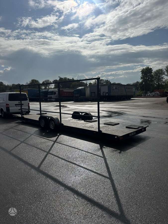 -Kita-, passenger car trailers