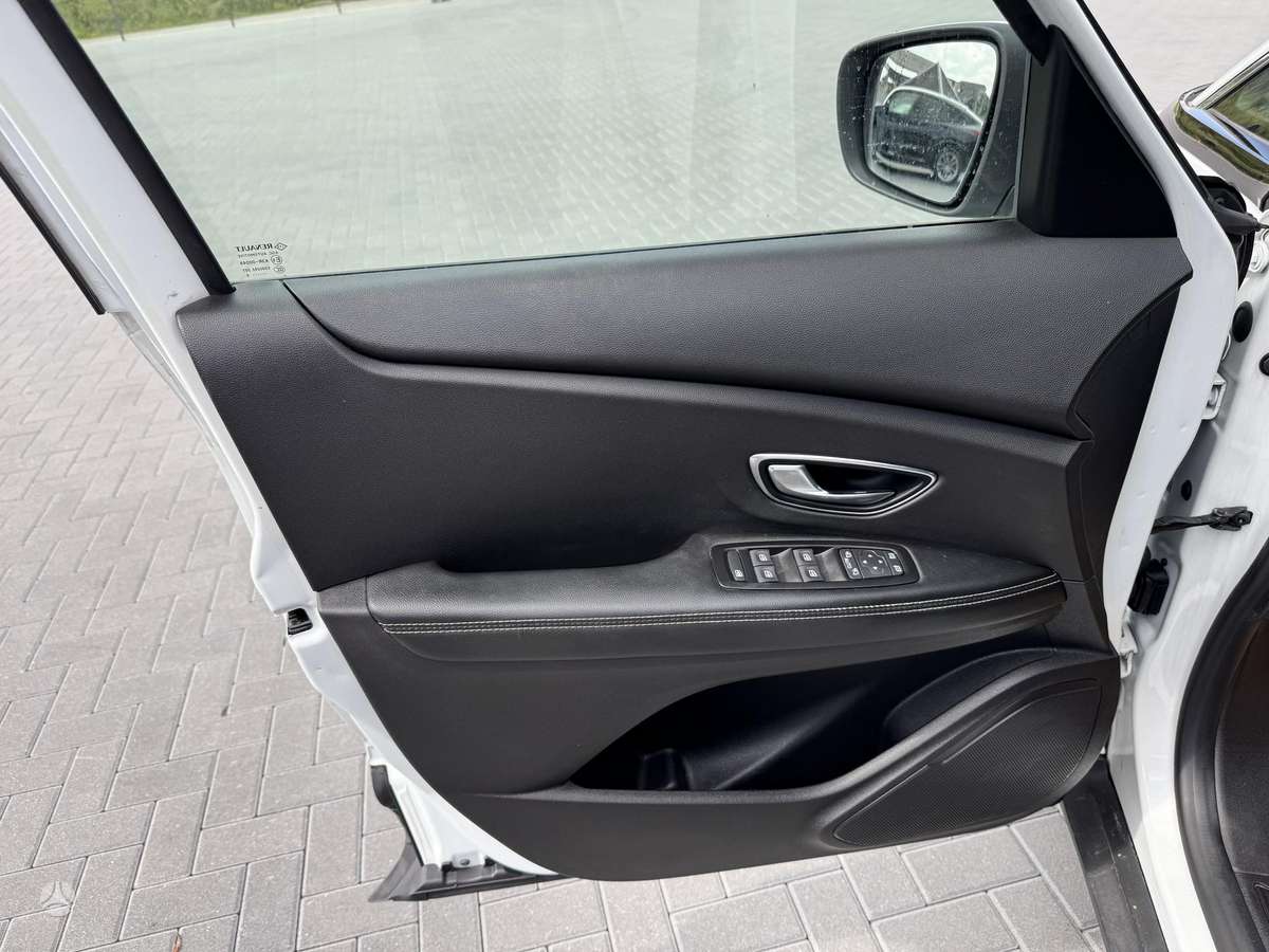 Renault Scenic, 1.5 l., Минивэн