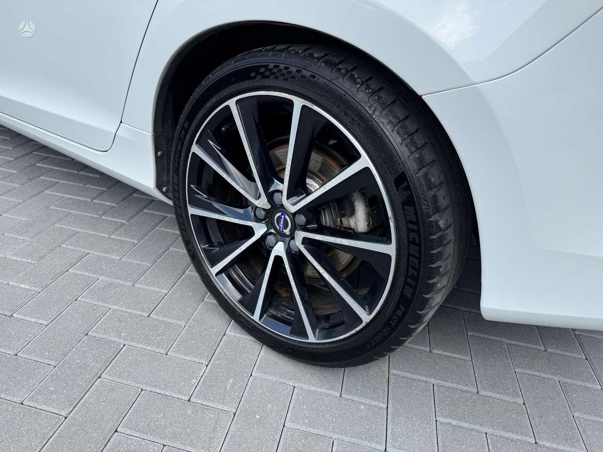 Volvo V60, 2.0 l., Универсал
