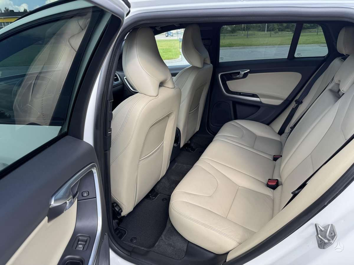 Volvo V60, 2.0 l., Универсал